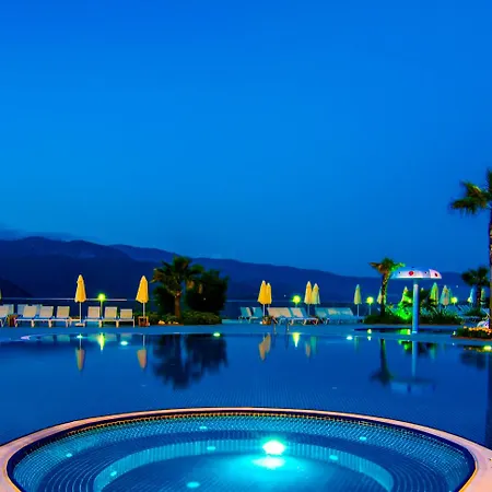 Wyndham Residences Kusadasi Golf And מלון 5*