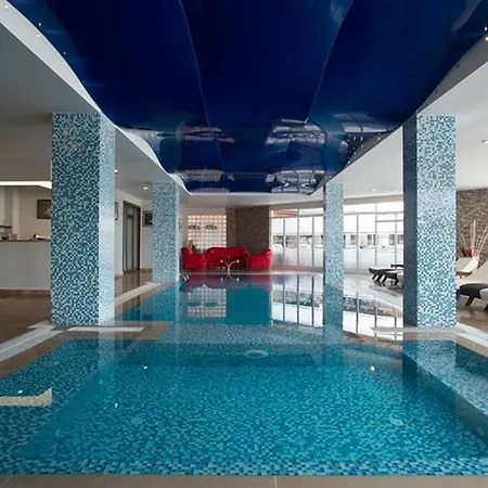 Wyndham Residences Kusadasi Golf And מלון 5*