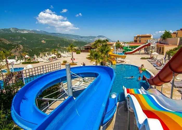 Hotel Wyndham Residences Kusadasi Golf And 5*