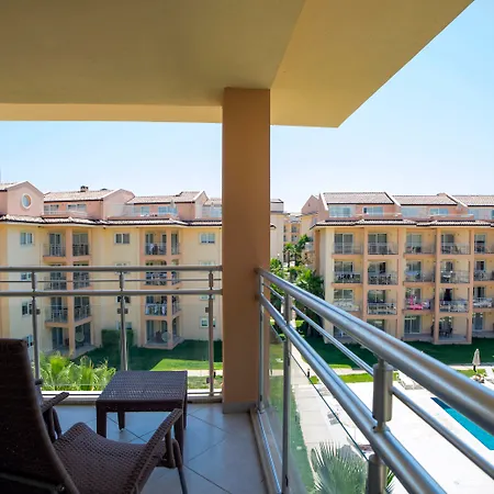 Hotel Wyndham Residences Kusadasi Golf And 5*