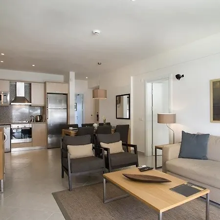 Hotel Wyndham Residences Kusadasi Golf And 5*