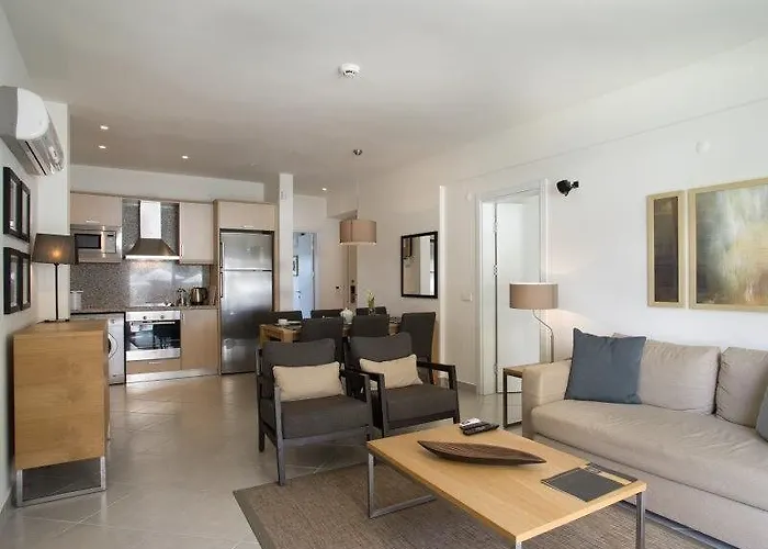 Hotel Wyndham Residences Kusadasi Golf And 5*